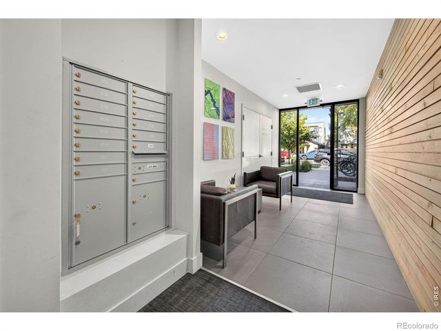 2718 Pine Street 205, Boulder, CO 80302