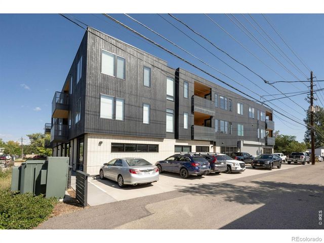 2718 Pine Street 205, Boulder, CO 80302