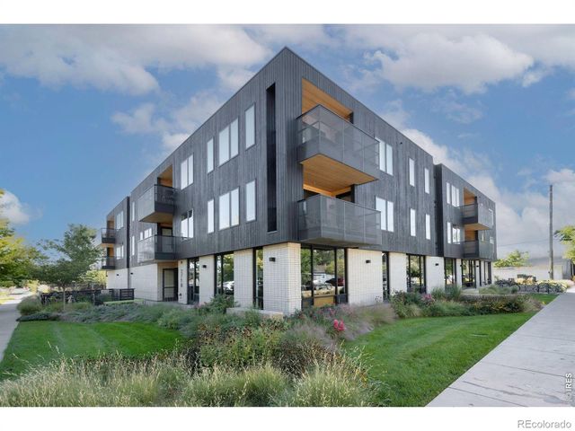 2718 Pine Street 205, Boulder, CO 80302