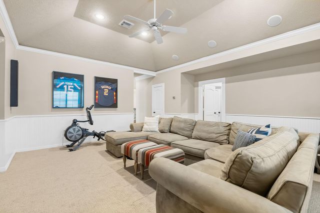 30 Midday Sun Place, The Woodlands, TX 77382