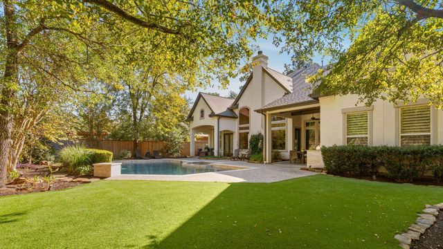 30 Midday Sun Place, The Woodlands, TX 77382