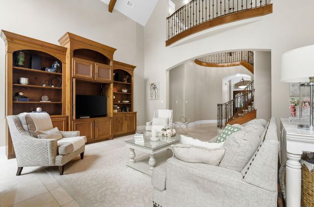 30 Midday Sun Place, The Woodlands, TX 77382