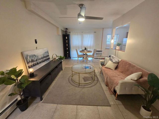 120-11 Cove Court 89, College Point, NY 11356