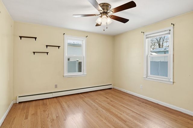 55 Gardens Dr, Springfield, MA 01119