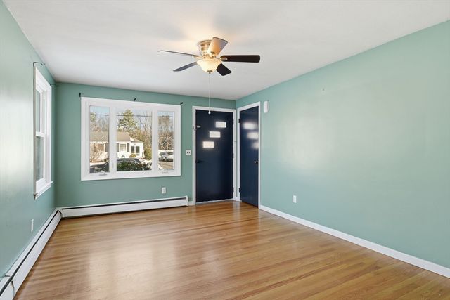 55 Gardens Dr, Springfield, MA 01119