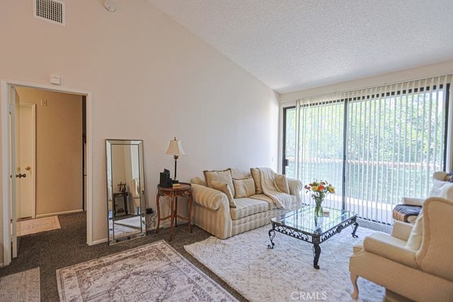 10610 Lakeside Dr, Garden Grove, CA 92840