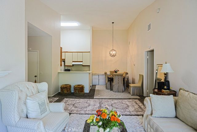 10610 Lakeside Dr, Garden Grove, CA 92840