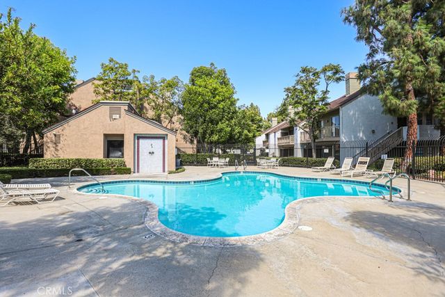 10610 Lakeside Dr, Garden Grove, CA 92840
