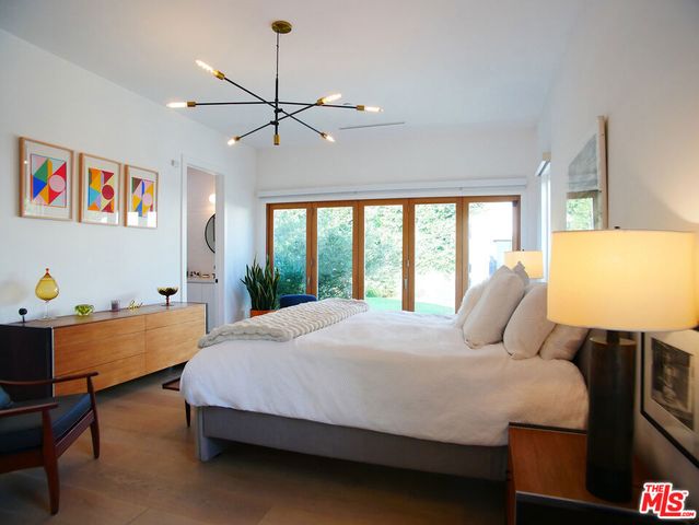 3744 Somerset Drive, Los Angeles, CA 90016