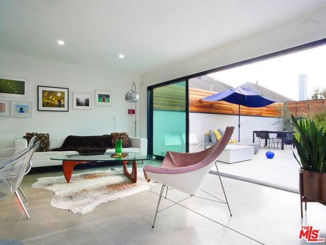 3744 Somerset Drive, Los Angeles, CA 90016