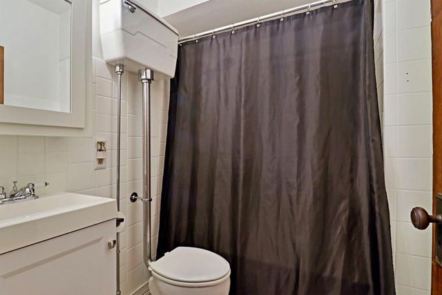 427 9th PLACE, Kenosha, WI 53140