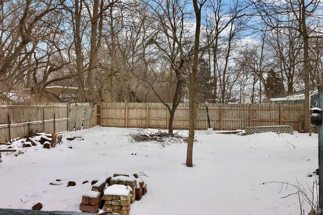 427 9th PLACE, Kenosha, WI 53140