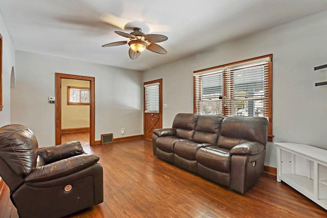 427 9th PLACE, Kenosha, WI 53140