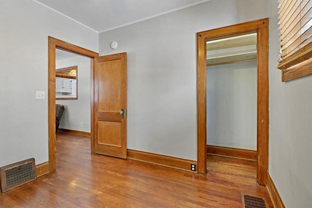 427 9th PLACE, Kenosha, WI 53140