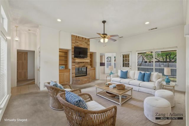 500 Bluebonnet Drive, Burleson, TX 76028