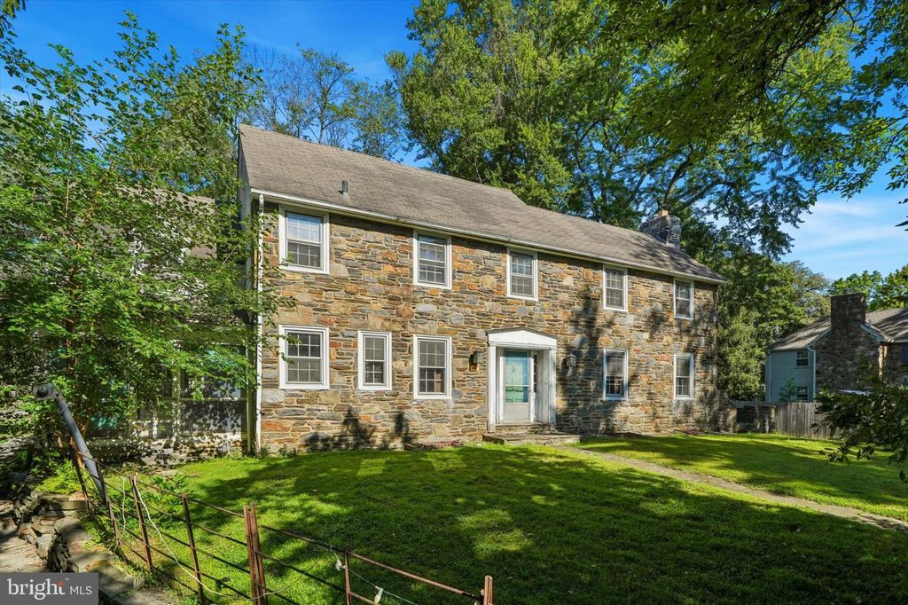 391 E MONTGOMERY AVE #, WYNNEWOOD, PA 19096 — exterior
