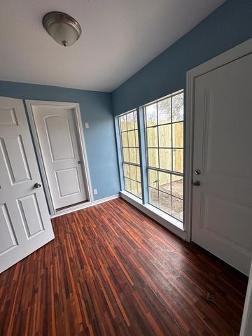 7301 Brockley Lane, Houston, TX 77087