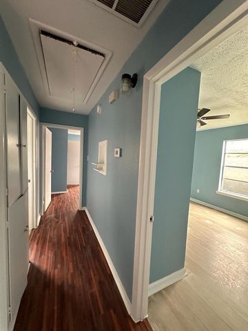 7301 Brockley Lane, Houston, TX 77087