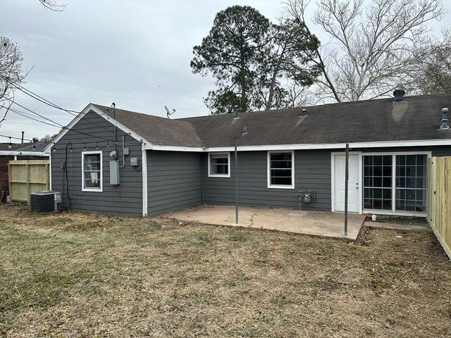 7301 Brockley Lane, Houston, TX 77087