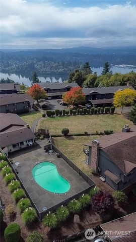 3560 Narrows View Lane NE #5-201, Bremerton, WA 98310