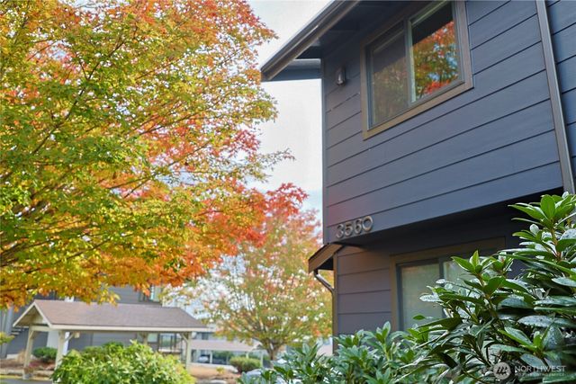 3560 Narrows View Lane NE #5-201, Bremerton, WA 98310