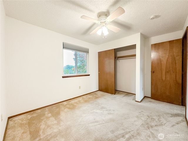 3560 Narrows View Lane NE #5-201, Bremerton, WA 98310