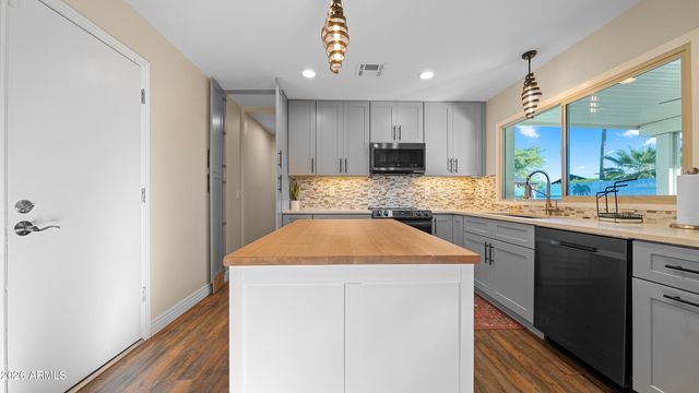 1956 E Dunbar Drive, Tempe, AZ 85283