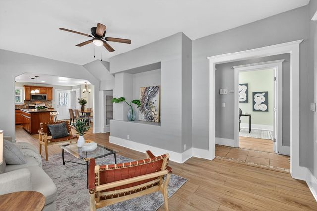 3420 9th Ave, Sacramento, CA 95817