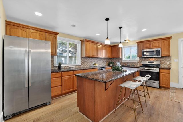 3420 9th Ave, Sacramento, CA 95817