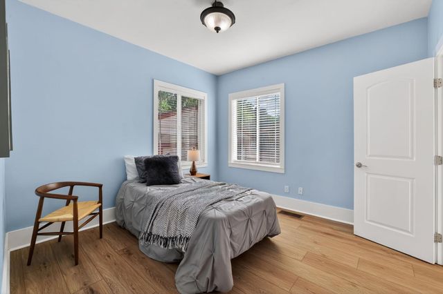 3420 9th Ave, Sacramento, CA 95817