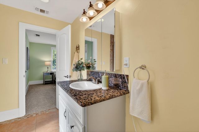 3420 9th Ave, Sacramento, CA 95817