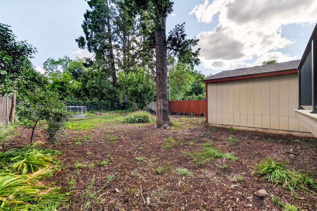 3420 9th Ave, Sacramento, CA 95817