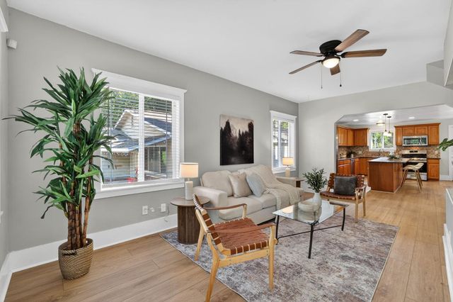 3420 9th Ave, Sacramento, CA 95817