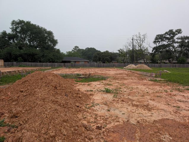 3633 Crawford Street, Bay City, TX 77414