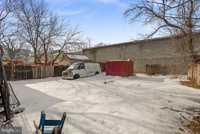 520 68TH ST, Capitol Heights, MD 20743