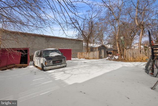 520 68TH ST, Capitol Heights, MD 20743