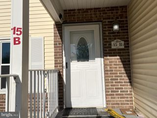 15 B DELAR PKWY #15B, Franklin Park, NJ 08823
