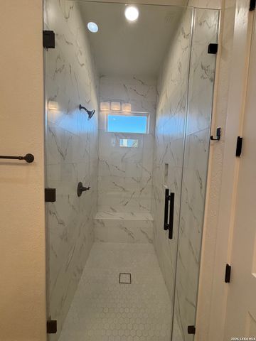 15622 Fox Lane, Selma, TX 78154