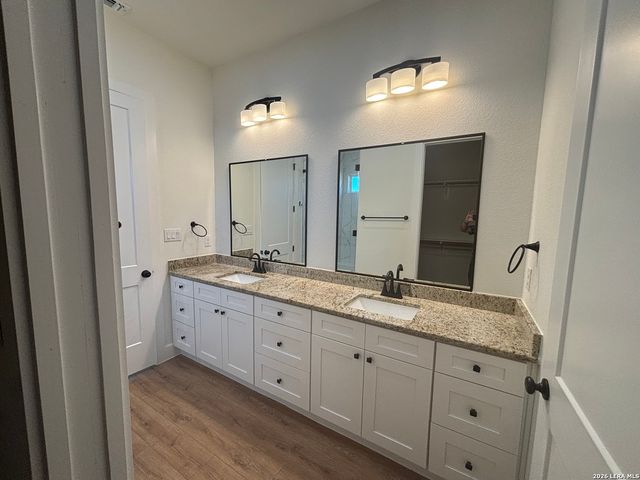 15622 Fox Lane, Selma, TX 78154