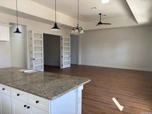 15622 Fox Lane, Selma, TX 78154