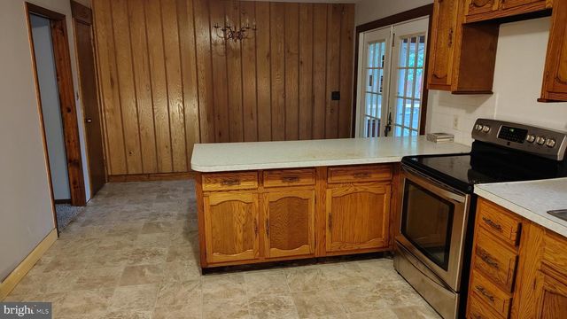 802 OXFORD CIR, Salisbury, MD 21804