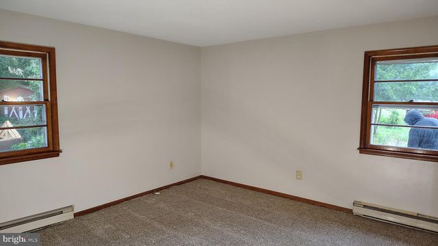 802 OXFORD CIR, Salisbury, MD 21804