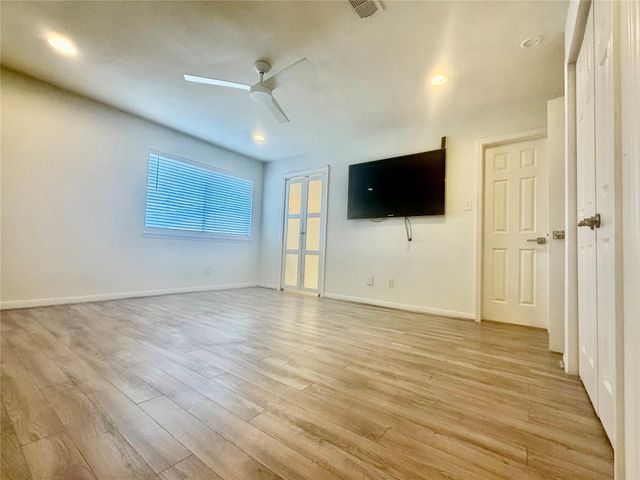 5800 Lumberdale Road 89, Houston, TX 77092