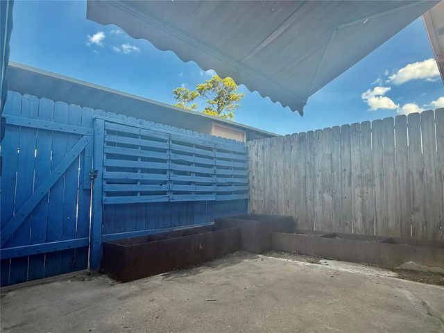 5800 Lumberdale Road 89, Houston, TX 77092