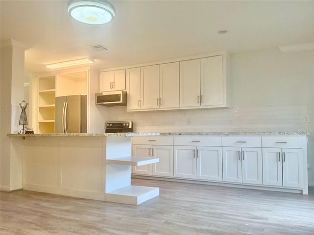 5800 Lumberdale Road 89, Houston, TX 77092