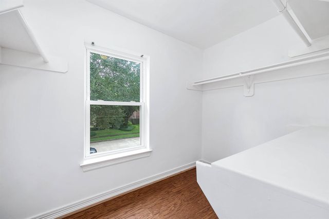2923 Elsbury Lane, Pearland, TX 77584