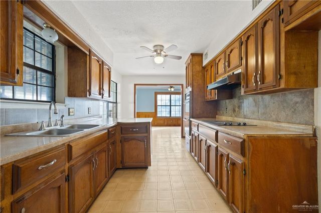 3401 Del Norte Drive, Mission, TX 78574