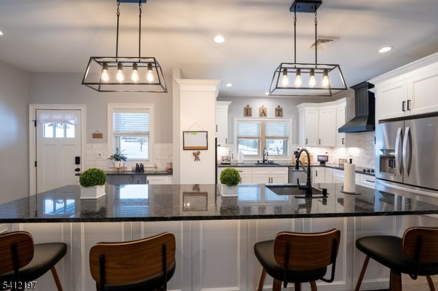 27 Sterling Dr, Wantage Twp., NJ 07461