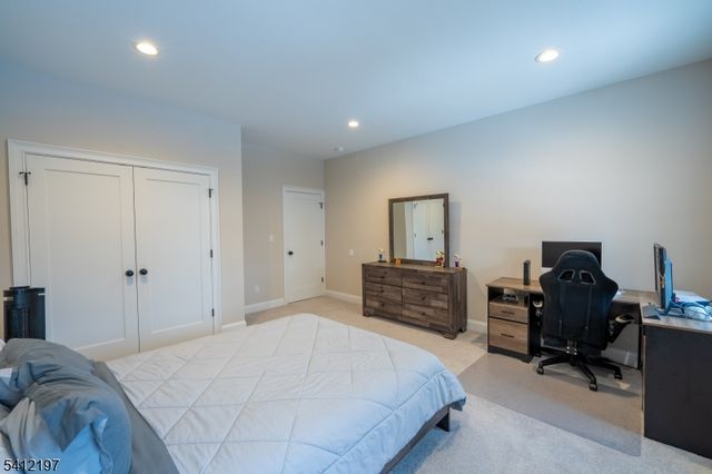 27 Sterling Dr, Wantage Twp., NJ 07461