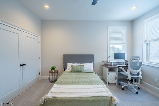 27 Sterling Dr, Wantage Twp., NJ 07461